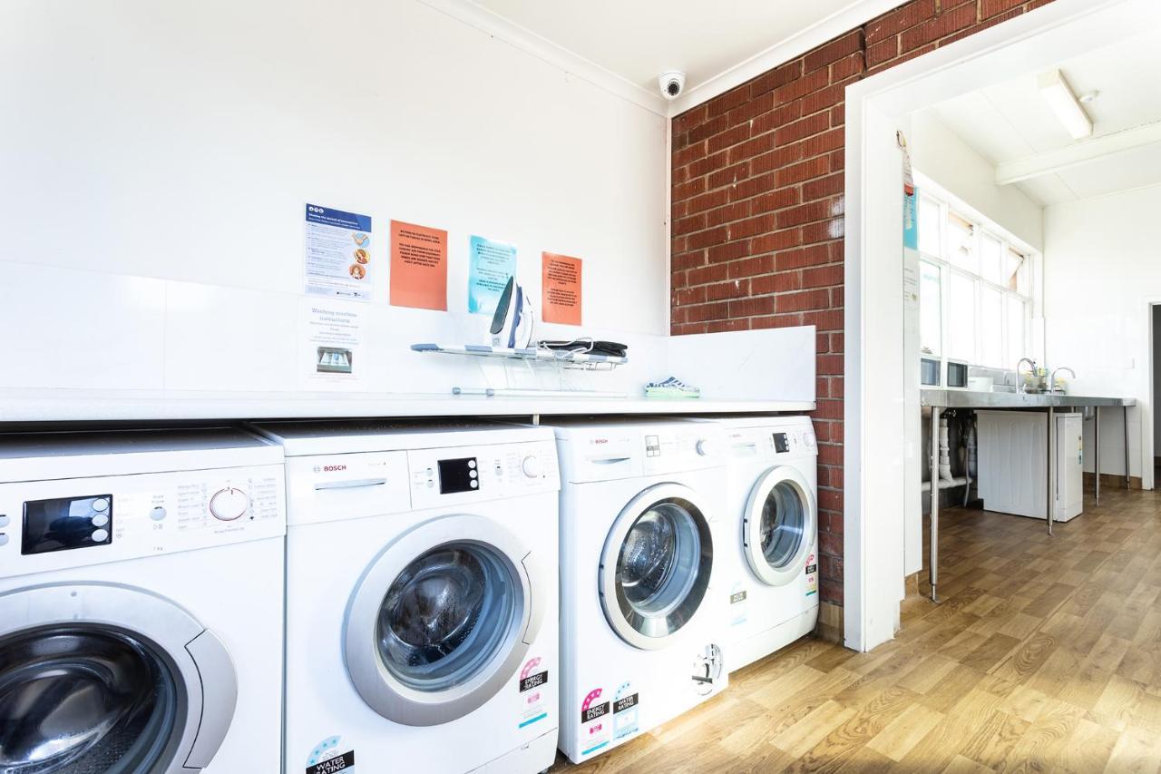 Rivers Apartments Motel Sale Gippsland Экстерьер фото